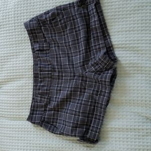 Preppy 2b bebe plaid cuffed shorts